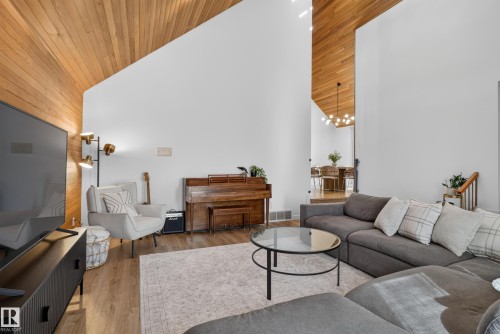 311 Lessard Drive Nw, Edmonton, AB 