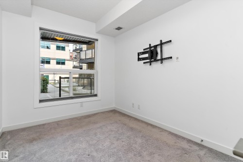 #109 10523 123 St Nw, Edmonton, AB - Indoor Photo Showing Other Room