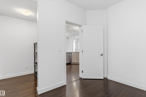 #109 10523 123 St Nw, Edmonton, AB - Indoor Photo Showing Other Room