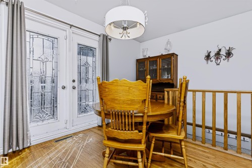 13503 135 Avenue Nw, Edmonton, AB 