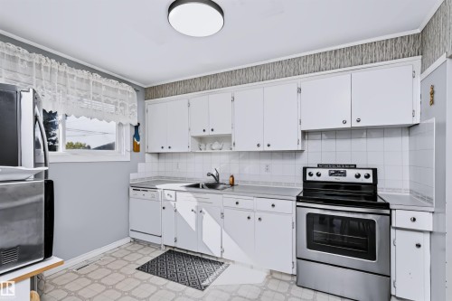 13503 135 Avenue Nw, Edmonton, AB 