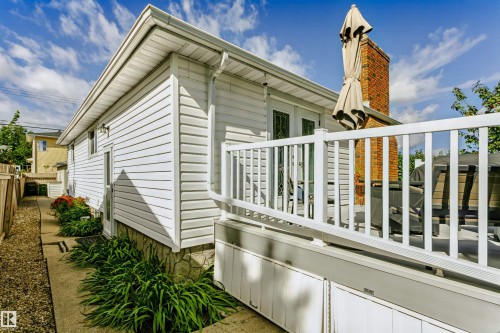 13503 135 Avenue Nw, Edmonton, AB 