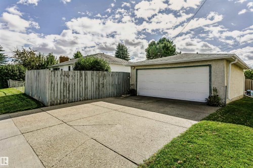 13503 135 Avenue Nw, Edmonton, AB 