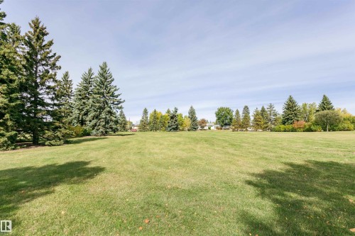 13503 135 Avenue Nw, Edmonton, AB 