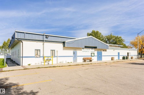 13503 135 Avenue Nw, Edmonton, AB 