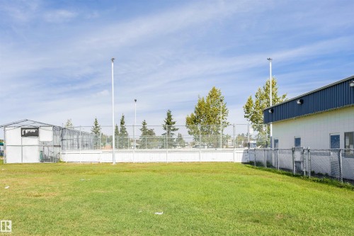 13503 135 Avenue Nw, Edmonton, AB 