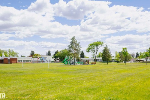 13503 135 Avenue Nw, Edmonton, AB 