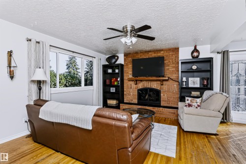 13503 135 Avenue Nw, Edmonton, AB 