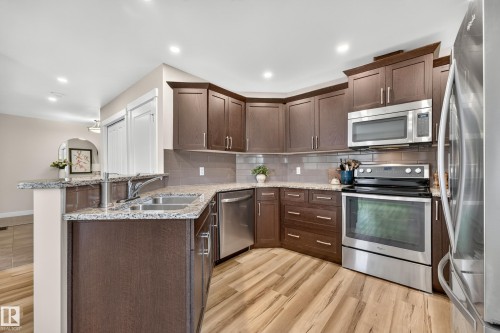 12528 172 Avenue Nw, Edmonton, AB 