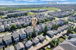 621 MCDONOUGH LINK Link NW  Edmonton, AB T5Y 0M8