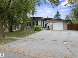 29 ALCOTT Crescent   St. Albert, AB T8N 2H8