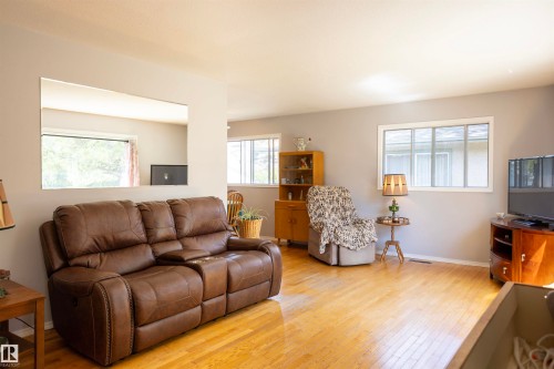10428 68 Avenue Nw, Edmonton, AB 