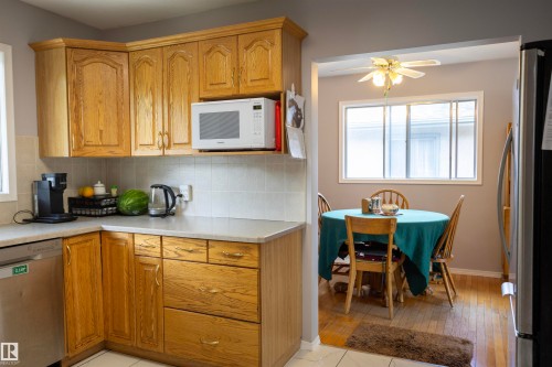 10428 68 Avenue Nw, Edmonton, AB 