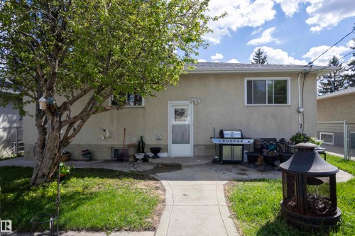 10428 68 Avenue Nw, Edmonton, AB 