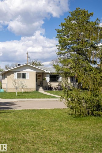 10428 68 Avenue Nw, Edmonton, AB 
