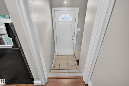 8512 74 Avenue Nw, Edmonton, AB 