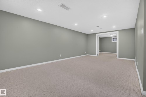 8512 74 Avenue Nw, Edmonton, AB 