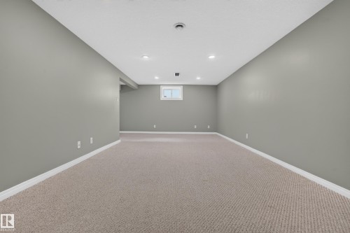 8512 74 Avenue Nw, Edmonton, AB 