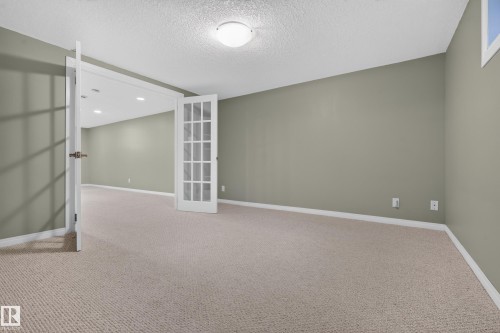 8512 74 Avenue Nw, Edmonton, AB 