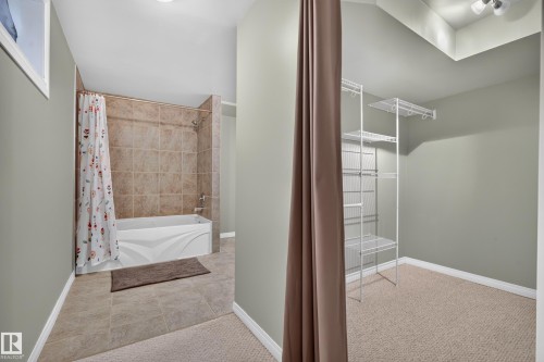 8512 74 Avenue Nw, Edmonton, AB 