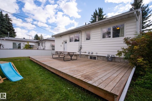 8512 74 Avenue Nw, Edmonton, AB 