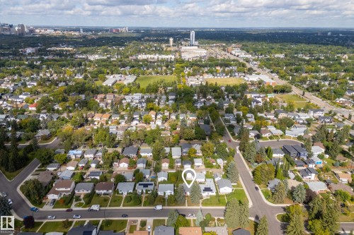 8512 74 Avenue Nw, Edmonton, AB 