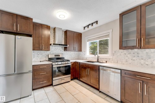 11015 170 Avenue Nw, Edmonton, AB 