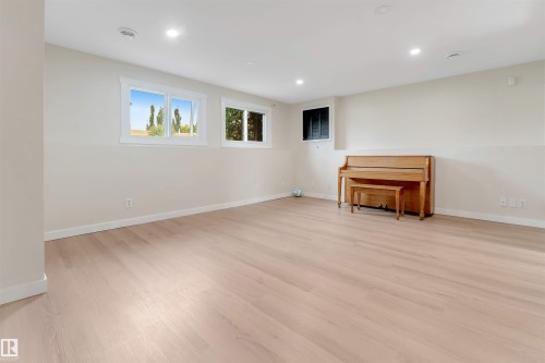 11015 170 Avenue Nw, Edmonton, AB 