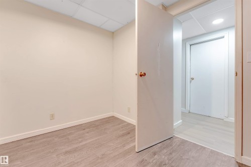 11015 170 Avenue Nw, Edmonton, AB 