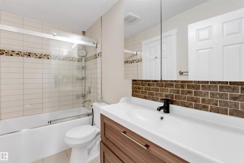 11015 170 Avenue Nw, Edmonton, AB 