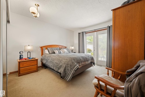 704 Warwick Road Nw, Edmonton, AB 