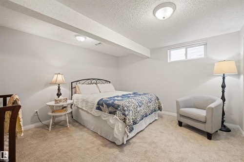 704 Warwick Road Nw, Edmonton, AB 
