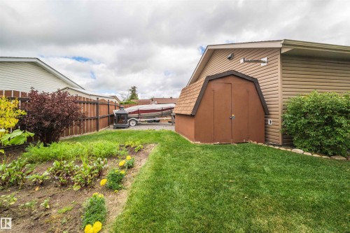 704 Warwick Road Nw, Edmonton, AB 