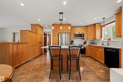 704 Warwick Road Nw, Edmonton, AB 