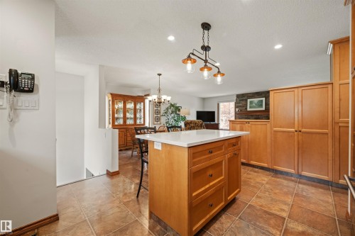 704 Warwick Road Nw, Edmonton, AB 