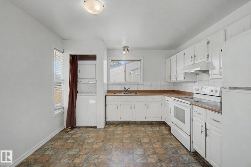6237 13 Avenue Nw, Edmonton, AB 