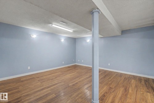 6237 13 Avenue Nw, Edmonton, AB 