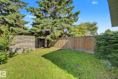 6237 13 Avenue Nw, Edmonton, AB 