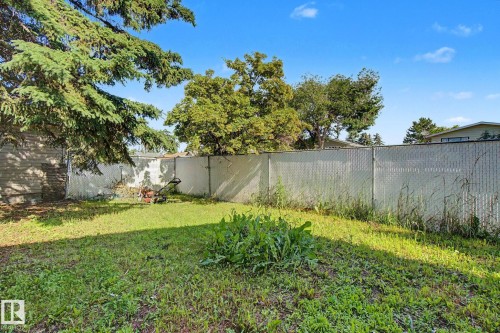 6237 13 Avenue Nw, Edmonton, AB 