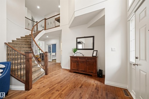 745 Todd Landing Nw, Edmonton, AB 