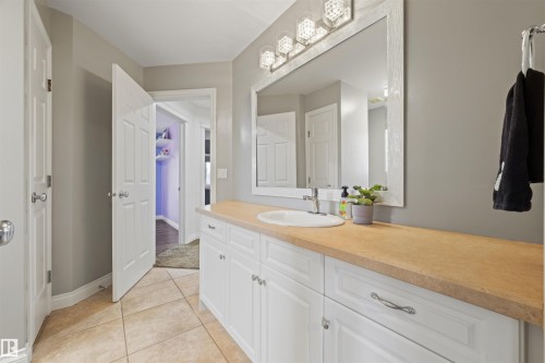 745 Todd Landing Nw, Edmonton, AB 