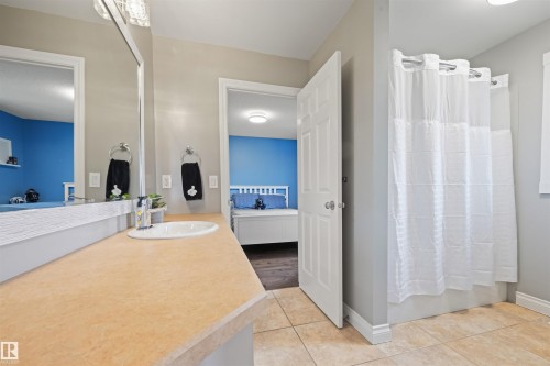 745 Todd Landing Nw, Edmonton, AB 