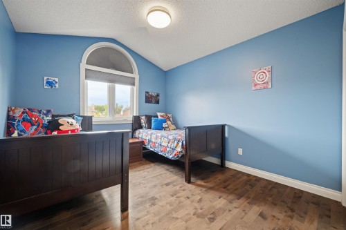 745 Todd Landing Nw, Edmonton, AB 
