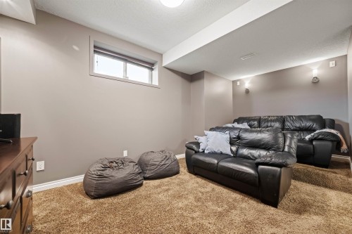 745 Todd Landing Nw, Edmonton, AB 