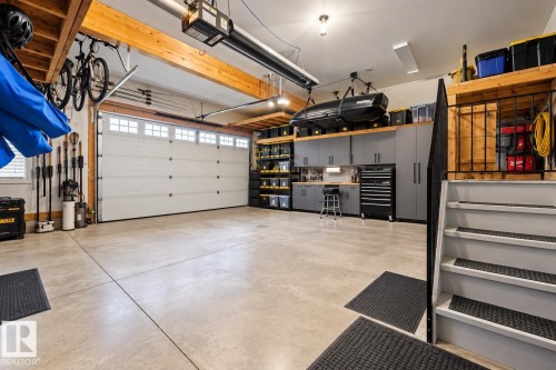 745 Todd Landing Nw, Edmonton, AB 