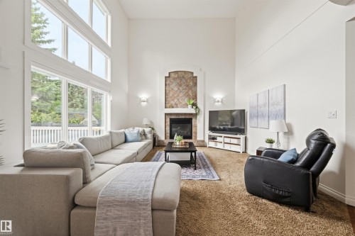 745 Todd Landing Nw, Edmonton, AB 