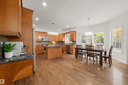 745 Todd Landing Nw, Edmonton, AB 