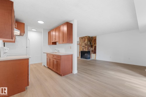 #108 14004 26 St Nw, Edmonton, AB 
