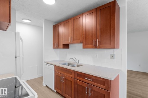 #108 14004 26 St Nw, Edmonton, AB 