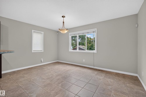 11910 93 Street Nw, Edmonton, AB 